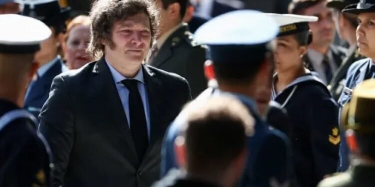 Denunciaron a Javier Milei por incitación al odio y a la violencia