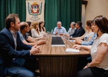 El Gobernador convocó a legisladores para analizar la posible convocatoria a Sesiones Extraordinarias