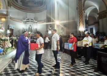 Municipales de Capital le rindieron homenaje a la Virgen