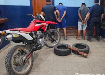 Valle Viejo: Dos detenidos por robo, se hacian pasar por policías