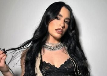 Lali ironizó en redes tras la presencia de Milei en el Festival de Jesús María