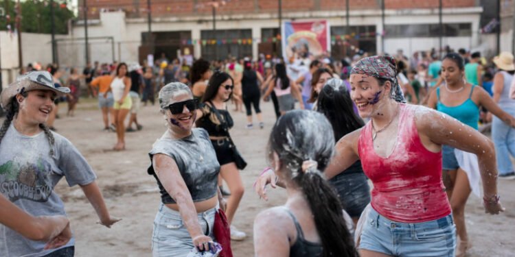 El circuito “Catamarca es Chaya y Carnaval” 2026 se despide con tres días de celebración popular