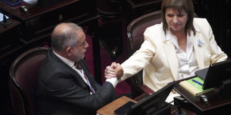 El Senado sancionó la reforma laboral y Milei logra una victoria clave