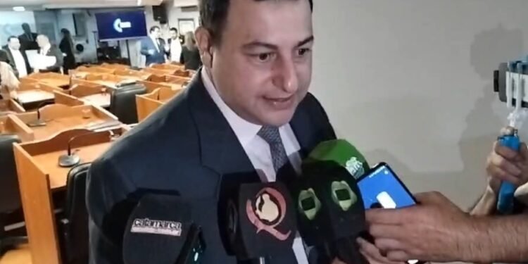 Scolamieri a la Dip. libertaria, Reynoso : «En la mesa, hay que decir la verdad: hoy ese plato es más chico»