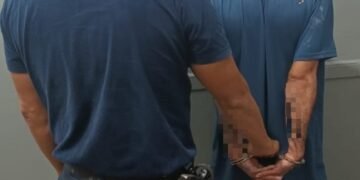 Un detenido por amenazar con una cuchilla a su pareja