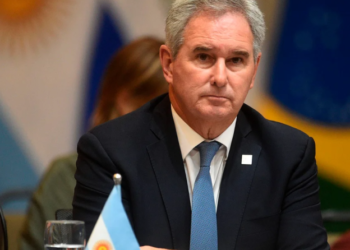 El Gobierno confirmó que 248 argentinos regresaron al país desde Emiratos Árabes por la escalada en Medio Oriente