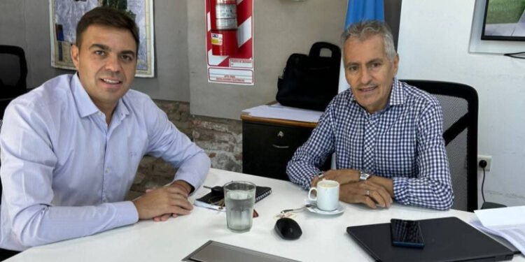 EL INTENDENTE RAÚL BAROT ANALIZÓ LA SITUACIÓN FINANCIERA DEL MUNICIPIO Y EL PROCESO PARITARIO CON GREMIOS.
