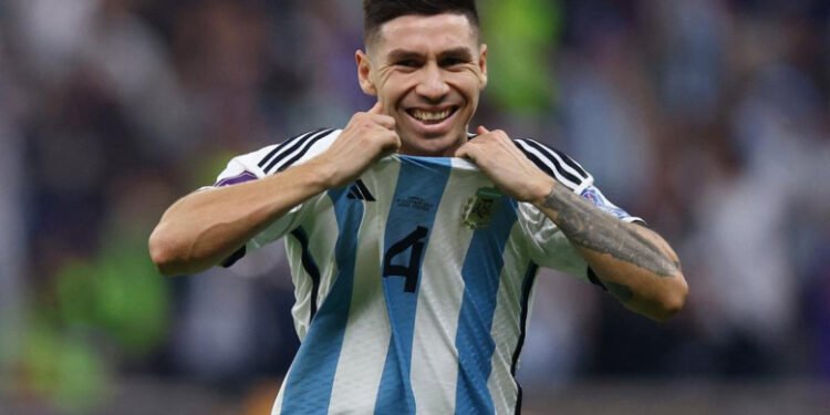 Gonzalo Montiel se desgarró y quedó afuera de la Selección