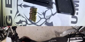 La Paz: Secuestran un arma y una motocicleta