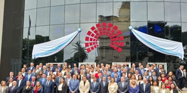 Fuerte reclamo de provincias a la Nación por un federalismo real