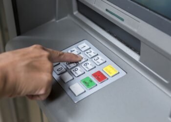 La Capital confirmó el cronograma de pago de sueldos de abril para empleados municipales
