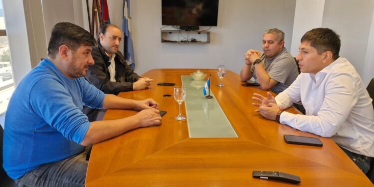 Transporte reunió a la UTA y abre una ronda de diálogo con empresas del sector