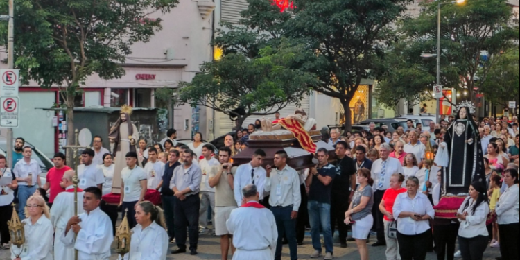 Vía Crucis por calles del casco céntrico con meditaciones del Beato Esquiú