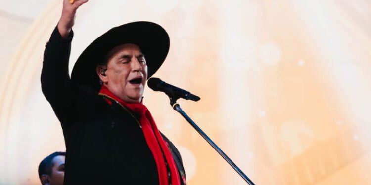 🎻🔥 ¡SE HIZO REALIDAD! EL CHAQUEÑO PALAVECINO CIERRA EL PATIO EN EL PONCHO 2026 🔥🎻