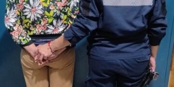 Sur de la Capital: Detienen a una mujer por agredir con cuchillo a su hermano