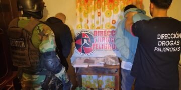 Valle Viejo: Tras allanamiento detienen a dos personas y secuestran droga