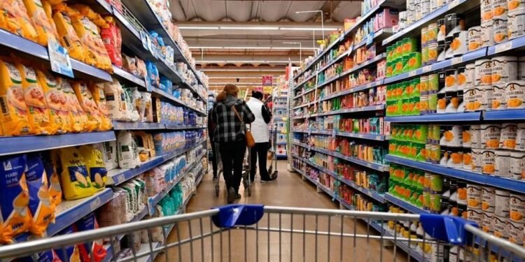 El consumo volvió a caer en mayo y acumula seis meses consecutivos en baja