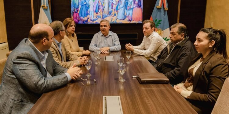 El Gobierno trabaja en un proyecto de ley para garantizar la accesibilidad al sistema de salud