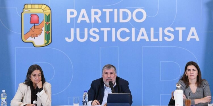  El PJ Catamarca convocó hoy a reclamar la liberación de Cristina Kirchner a un año de la condena