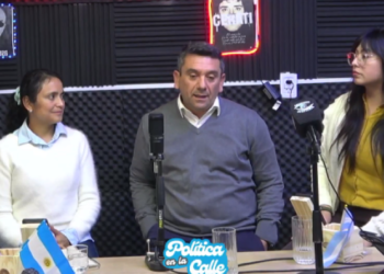 🎙️🔥 ANOCHE SE VIVIÓ UN NUEVO CAPÍTULO DE «POLÍTICA EN LA CALLE» 🔥🎙️