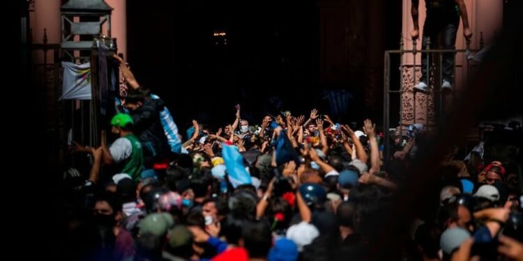 “No están dadas las condiciones”: el velatorio del Indio Solari no será en el Congreso