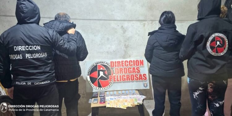 Norte de la Capital: Detienen a tres personas por narcomenudeo