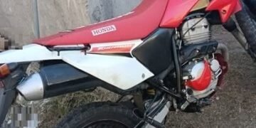 Norte de la Capital: Tras allanamiento recuperan una motocicleta Honda tornado