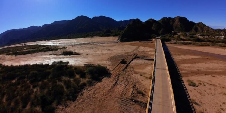 Obras viales de importancia se ejecutan en Belén