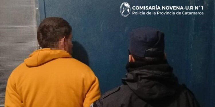 Policías recuperaron un teléfono celular sustraído y aprehendieron al presunto autor del ilícito