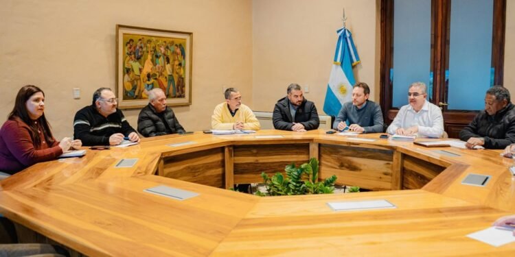 Por pedido de las comunidades, realizarán una modificación de traza en Ruta 43 para que incluya a Los Nacimientos