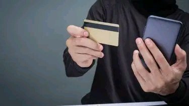 Lanzan en Argentina la primera tarjeta cripto de crédito y débito del mundo