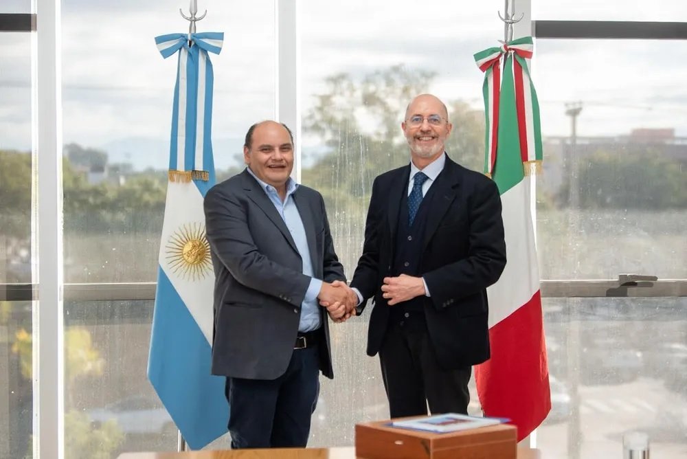 Saadi recibió al embajador de Italia en el Nodo Tecnológico