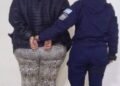Se quiso robar un perfume de una farmacia y quedó detenida