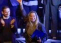 Un senador libertario propone reformar la Constitución por la coparticipación, mientras Milei reparte fondos a discreción