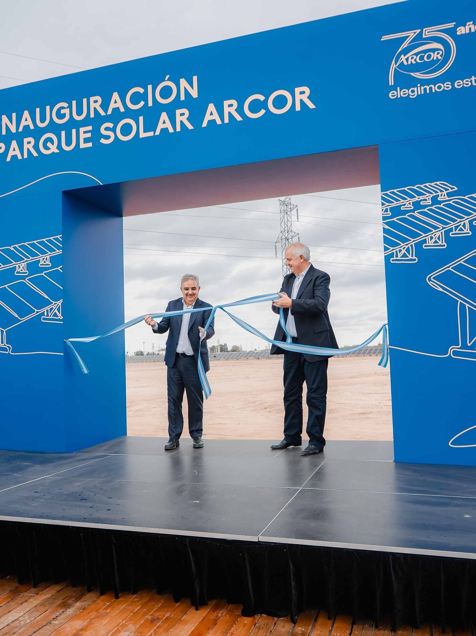Con una inversión de USD 3,8 millones, Arcor inauguró en Recreo su primer Parque Solar
