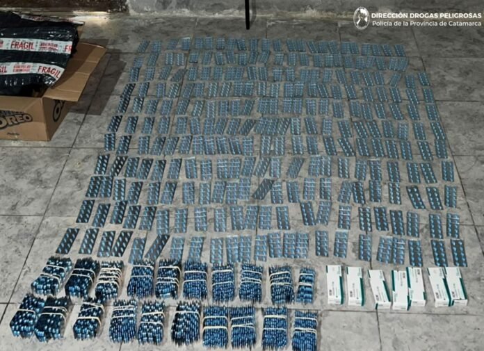 Detienen a una mujer y secuestran 7.600 comprimidos de Midazolam durante un operativo antidroga