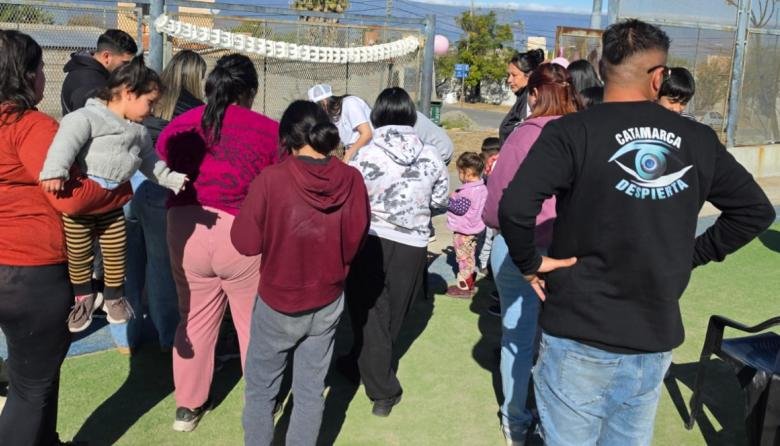 EL BARRIO ANTINACO SE VISTIÓ DE FIESTA Y LA COMUNIDAD DISFRUTÓ A LO GRANDE 🎉