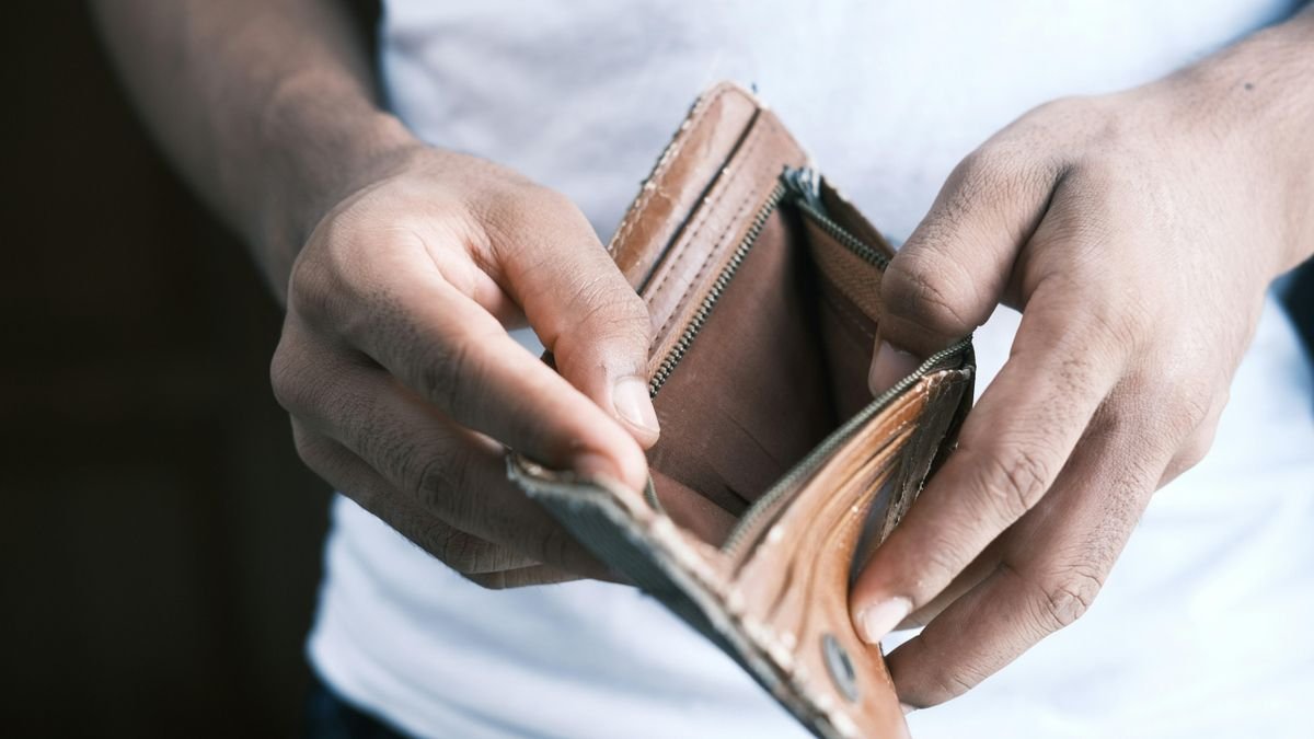 La mora de las familias sigue ahí, por más que la corran de los balances