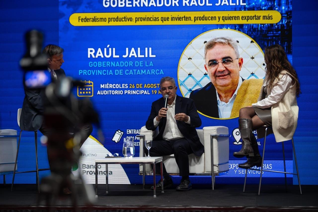 Raúl Jalil expuso sobre la situación productiva de Catamarca en el Congreso Industrial de IPA