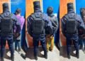 Tres personas fueron aprehendidas y secuestraron un televisor, una bicicleta y otros elemento