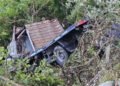 UN CAMIÓN CAYÓ AL PRECIPICIO EN LA CUESTA DEL TOTORAL