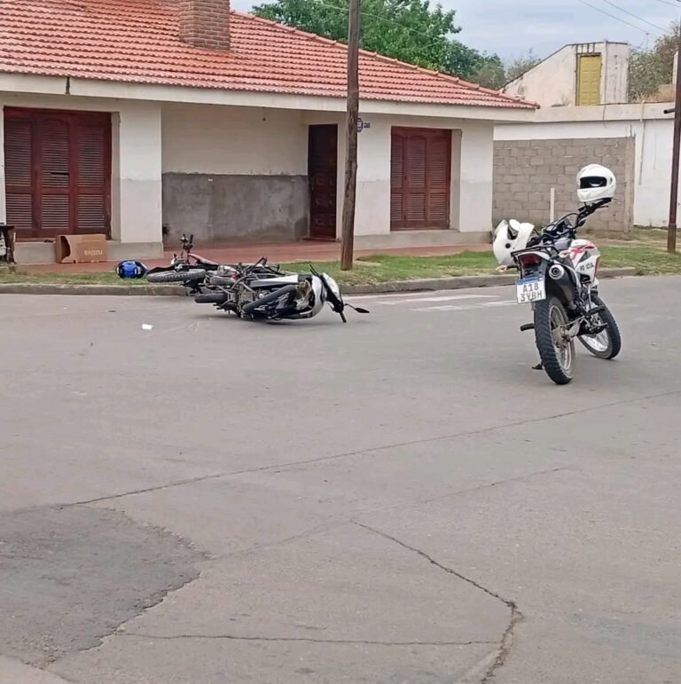 Accidente en Valle Viejo: dos motociclistas fueron trasladados al hospital