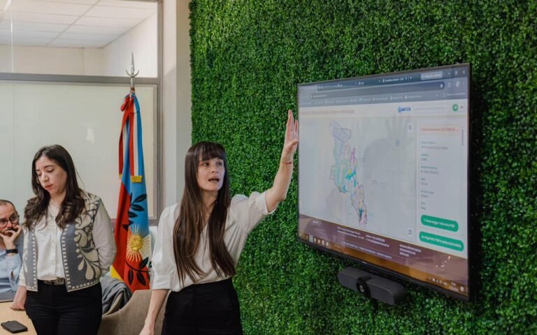CAMYEN lanzó el primer mapa interactivo geológico de Catamarca