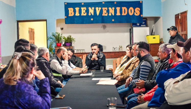 EL MINISTRO LUIS CASTRO VIAJÓ A LOS VARELAS PARA IMPULSAR MEDIDAS