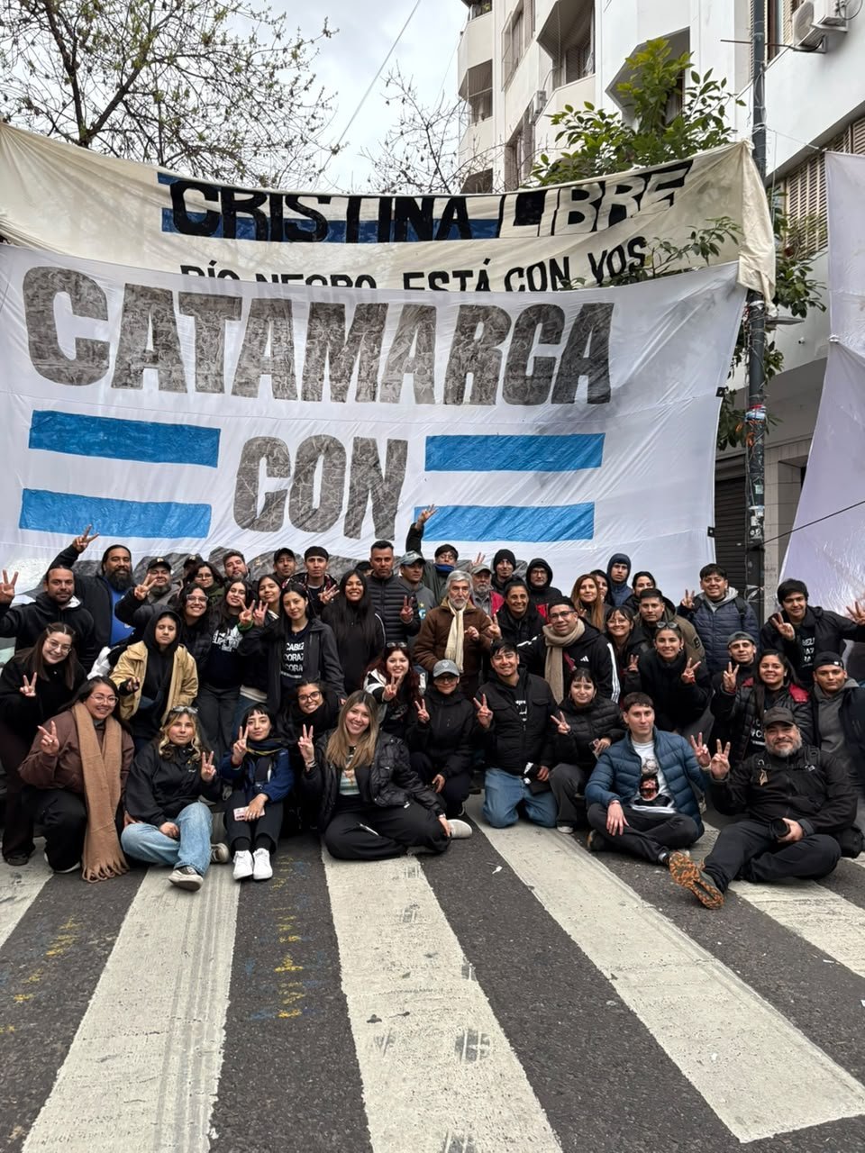 Más de 50 militantes catamarqueños participaron en San José 1111 de la jornada federal en apoyo a Cristina Kirchner