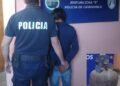 Quiso escapar de la Policía y lo atraparon con una garrafa de dudosa procedencia