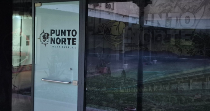 Allanaron las oficinas de Punto Norte tras las denuncias por los viajes para ver a BTS