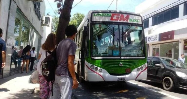 Colectivos: GM y La Rubí paran por 24 horas en reclamo de diferencias salariales impagas