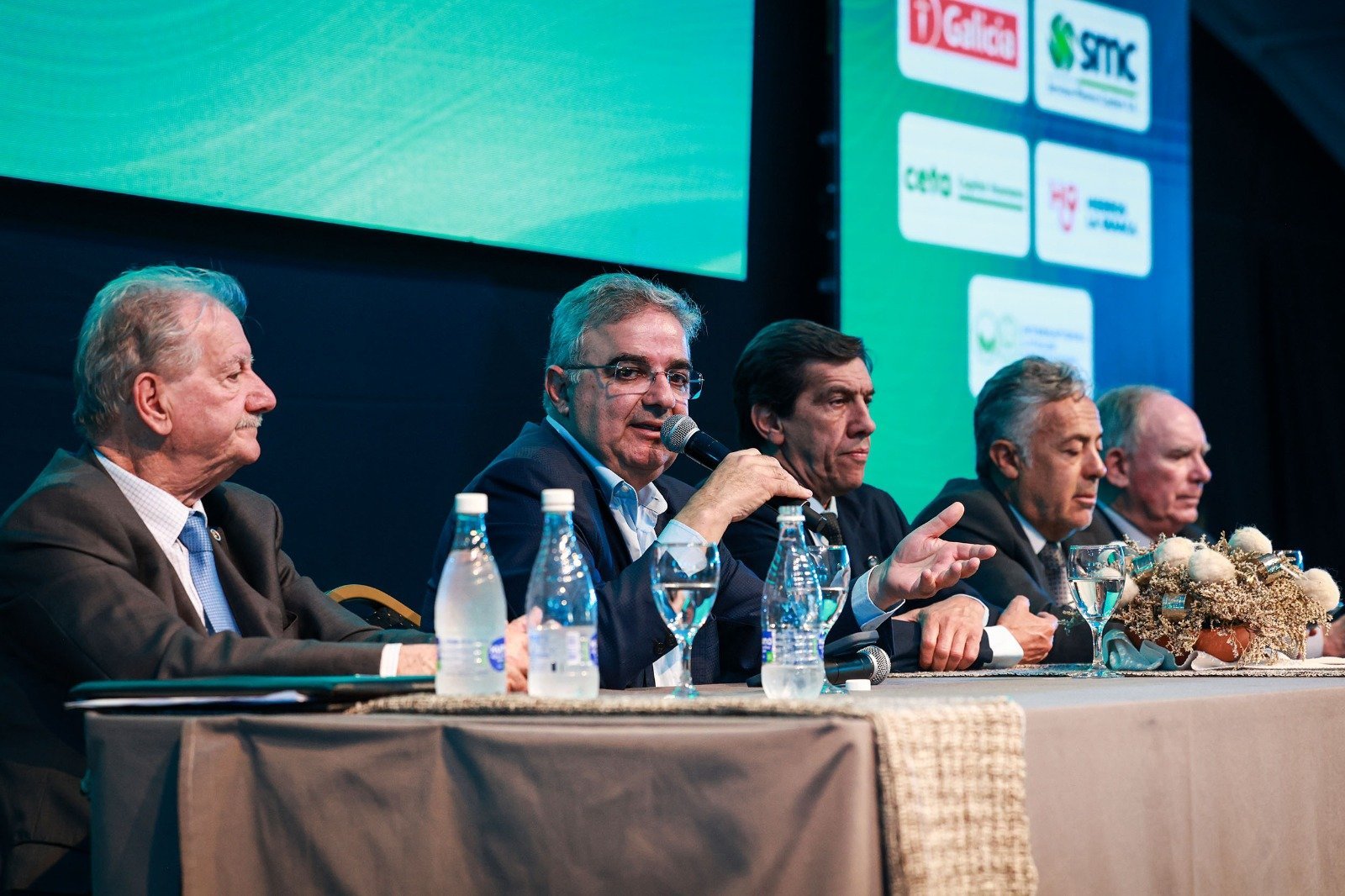 El gobernador Raúl Jalil participó del Seminario Internacional de Litio en Jujuy