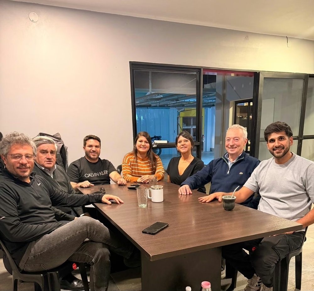 Generar se reunió con los Manzi